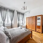 아파트 Designer Boho Loft 2ba 2br Ac Balcony