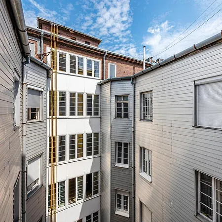 Designer Boho Loft 2ba 2br Ac Balcony Budapesta