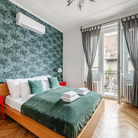 Designer Boho Loft 2ba 2br Ac Balcony *