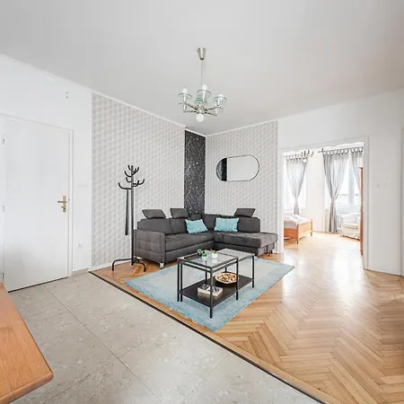 Designer Boho Loft 2ba 2br Ac Balcony * Budapest