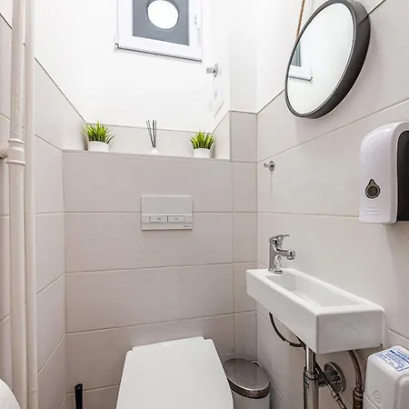 Designer Boho Loft 2ba 2br Ac Balcony * Budapeste