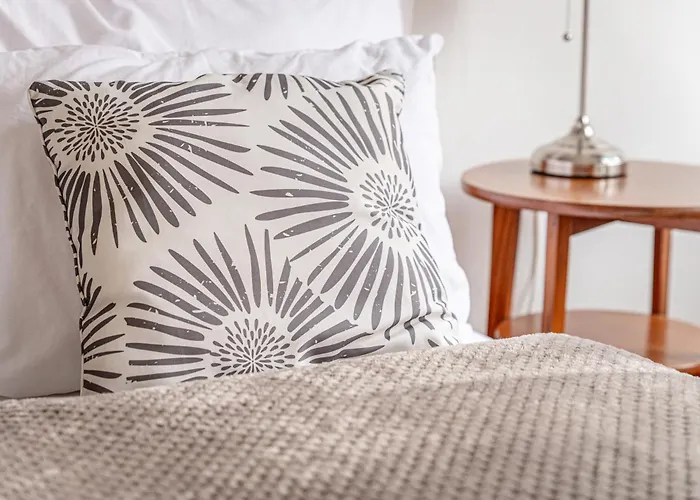 Designer Boho Loft 2ba 2br Ac Balcony