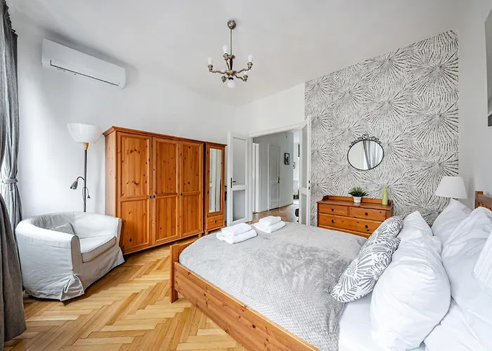 Designer Boho Loft 2ba 2br Ac Balcony