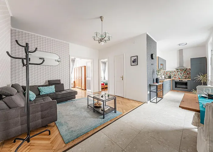 شقة Designer Boho Loft 2ba 2br Ac Balcony *