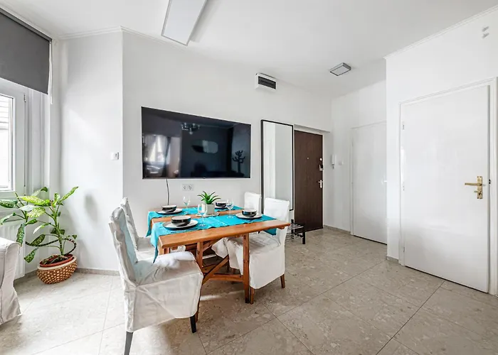 شقة Designer Boho Loft 2ba 2br Ac Balcony *