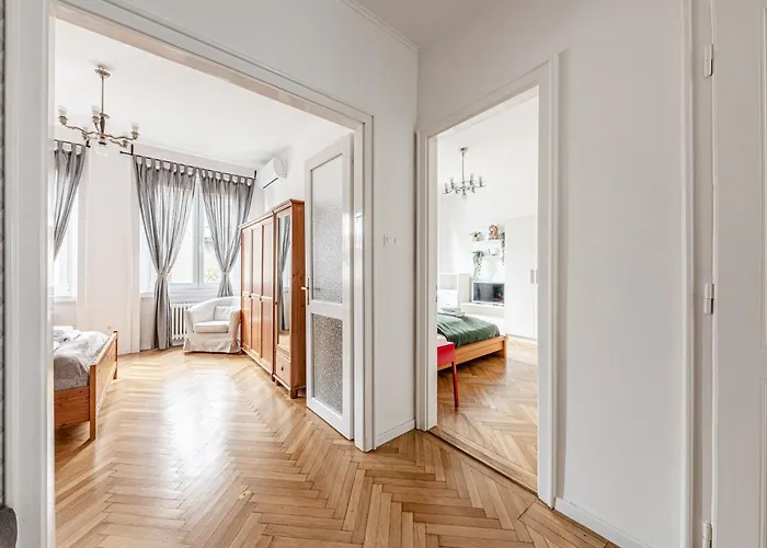 Designer Boho Loft 2ba 2br Ac Balcony