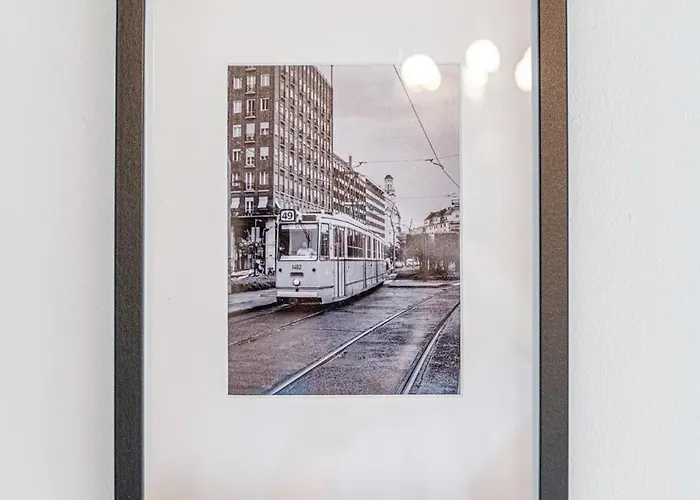 Designer Boho Loft 2ba 2br Ac Balcony Budapesta