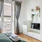Designer Boho Loft 2ba 2br Ac Balcony