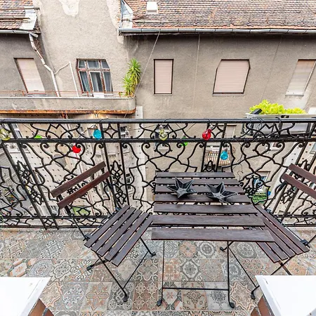 Designer Boho Loft 2ba 2br Ac Balcony 公寓 布达佩斯